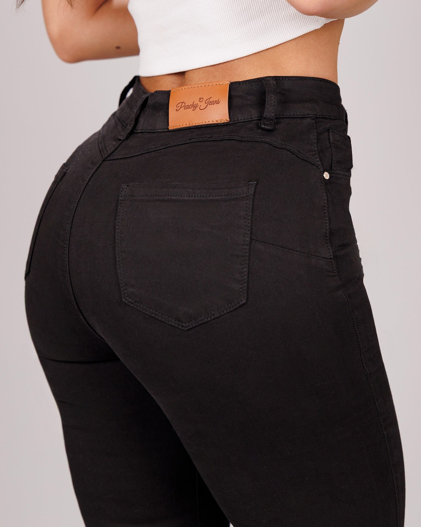 NOIR – Flare High Rise – Black